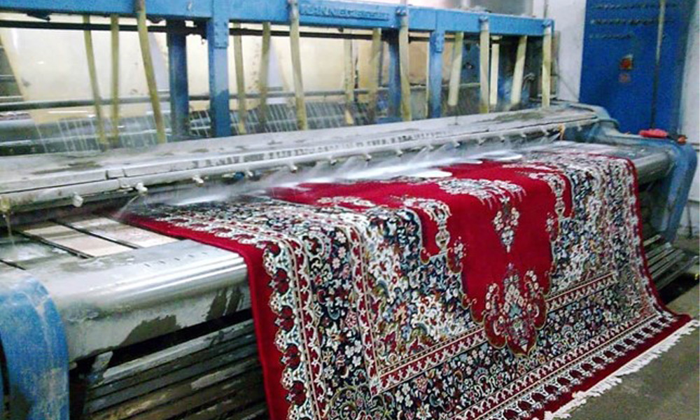 پاکسازی حرفه‌ای قالی با قیمت مناسب در جماران